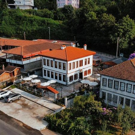 Oemer Cakiroglu Konagi Sürmene Exterior foto